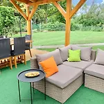 Szarszo With 3 And Private Beach, Private Parking * Balatonszarszo