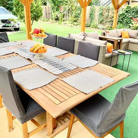 Tatil Evi Szarszo With 3 And Private Beach, Private Parking Balatonszarszo