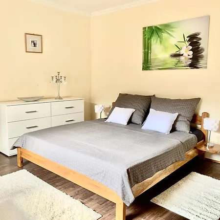 Szarszo With 3 And Private Beach, Private Parking Vakantiehuis Balatonszarszo