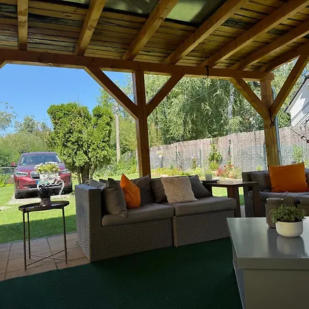 Vakantiehuis Szarszo With 3 And Private Beach, Private Parking *