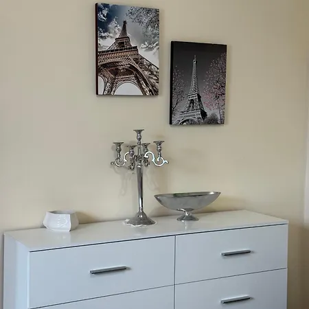 Vakantiehuis Szarszo With 3 And Private Beach, Private Parking Balatonszarszo